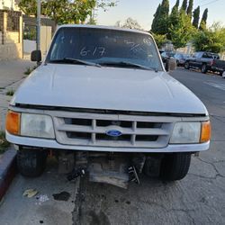 Ford Ranger AÑO  1994  Tiene Problemas En La Transmision