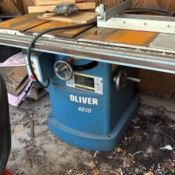 Oliver 440 Table Saw