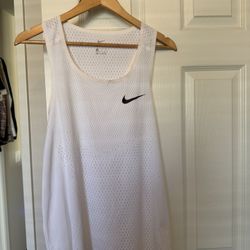 Nike Aeroswift Size Xl