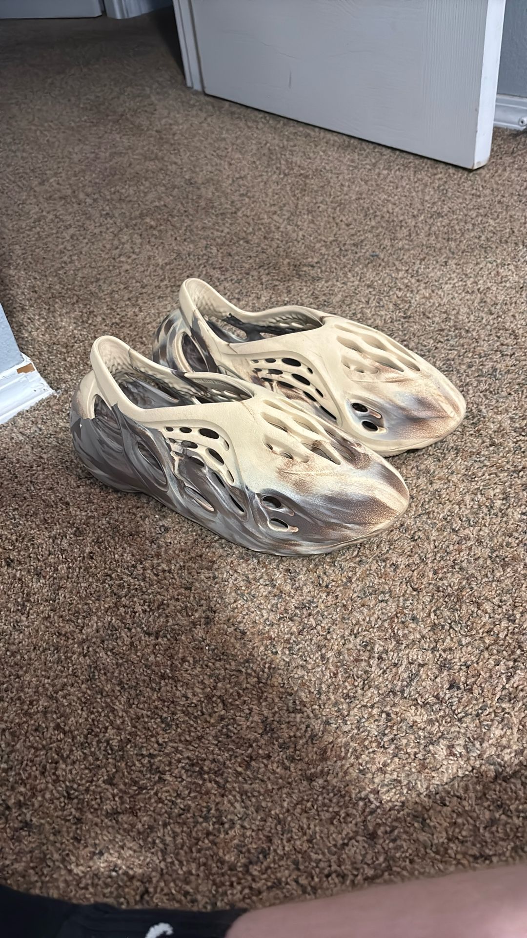 Yeezy Foam Rnnr Size 11