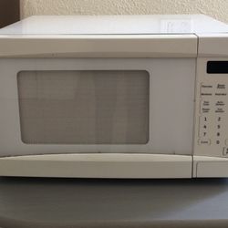 GE Counter Top Microwave Oven