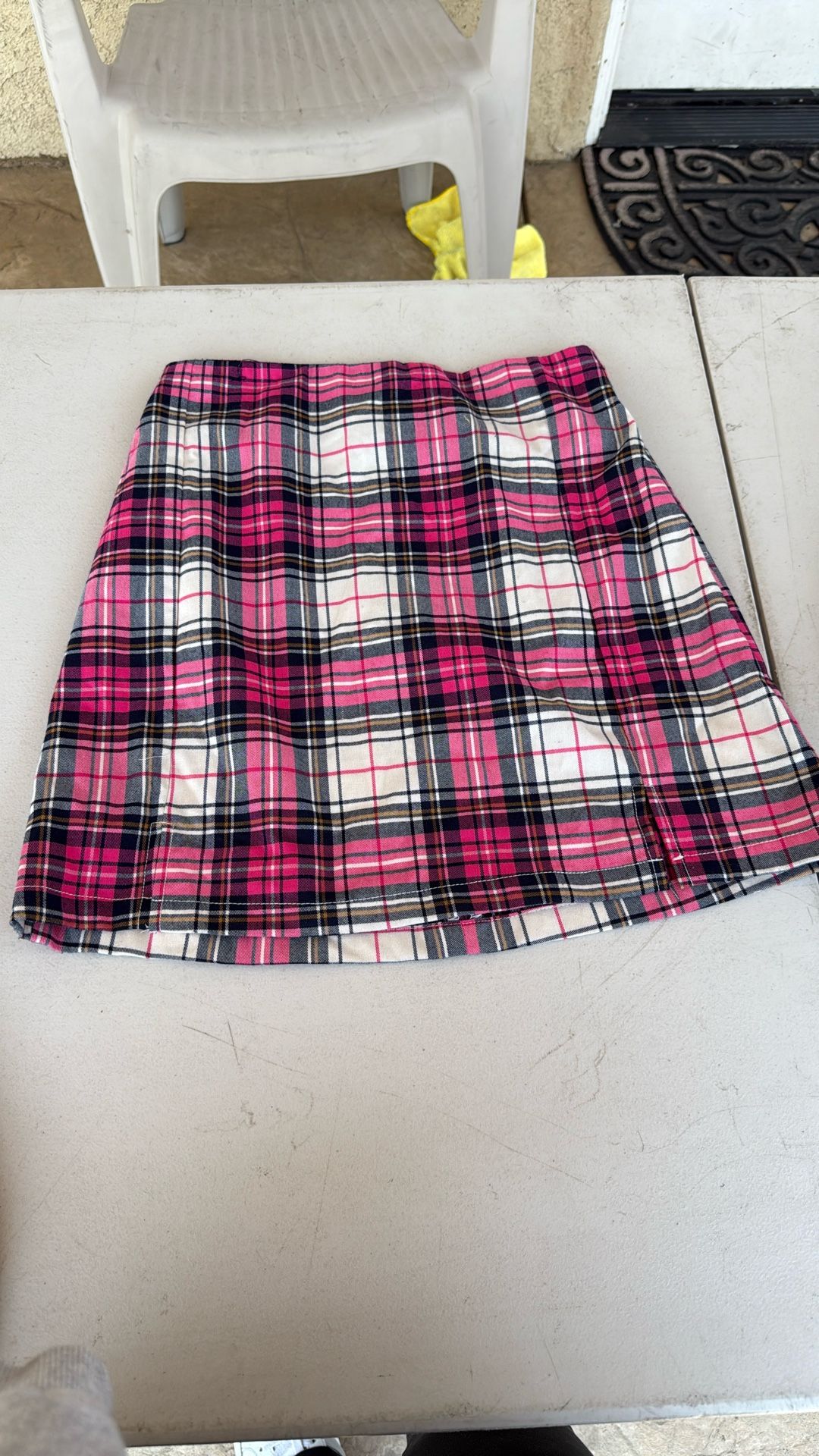 Juniors Size Small Skirt