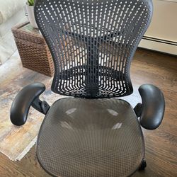 Herman Miller Mirra Office Chair