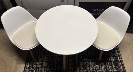 Kids table and chair set