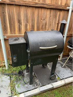 Traeger Mesa 22 Pellet Grill