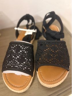 Women’s Sandals