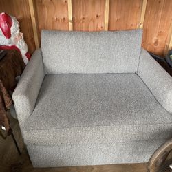 Loveseat/ Oversized Arm Chair