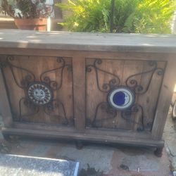 Wooden Bar