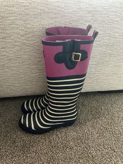 Women’s rain boots