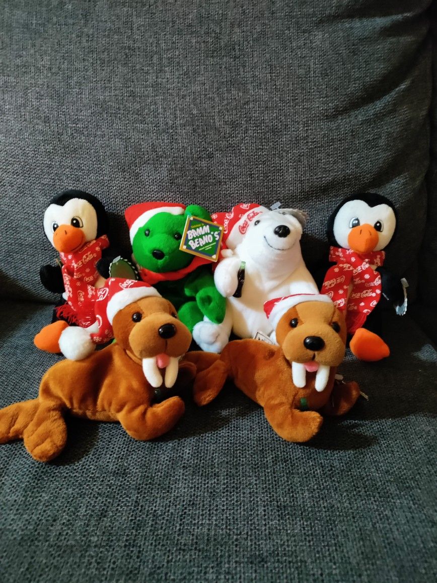 Coca Cola Christmas Plush And Beanie Baby Lot