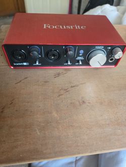 Scarlet focusrite 2i2