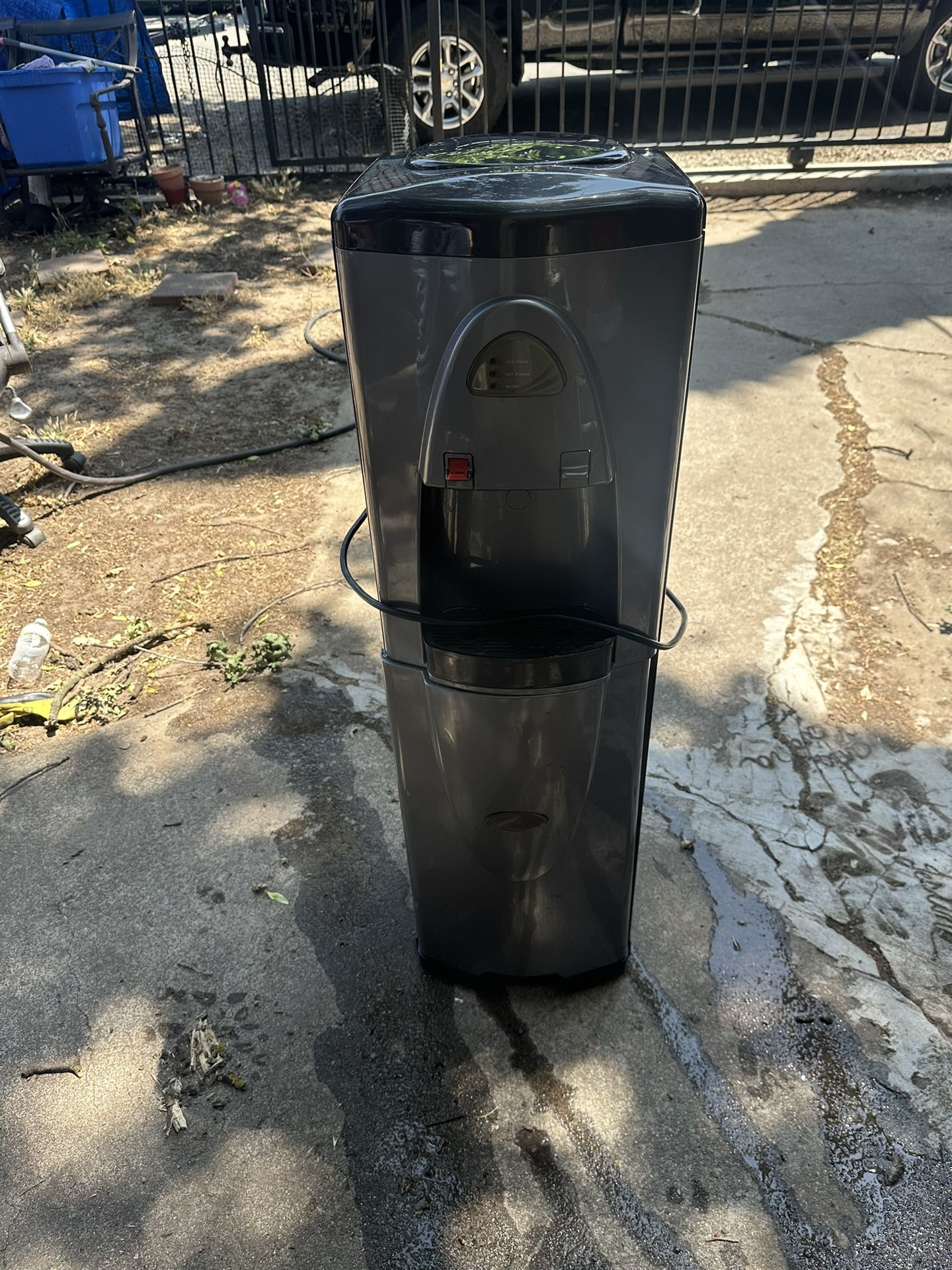 Water Dispenser
