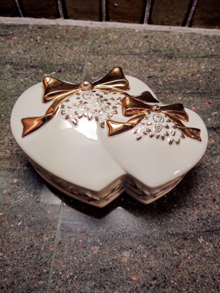 Vintage Mikass Porcelain Musical Jewelry Box