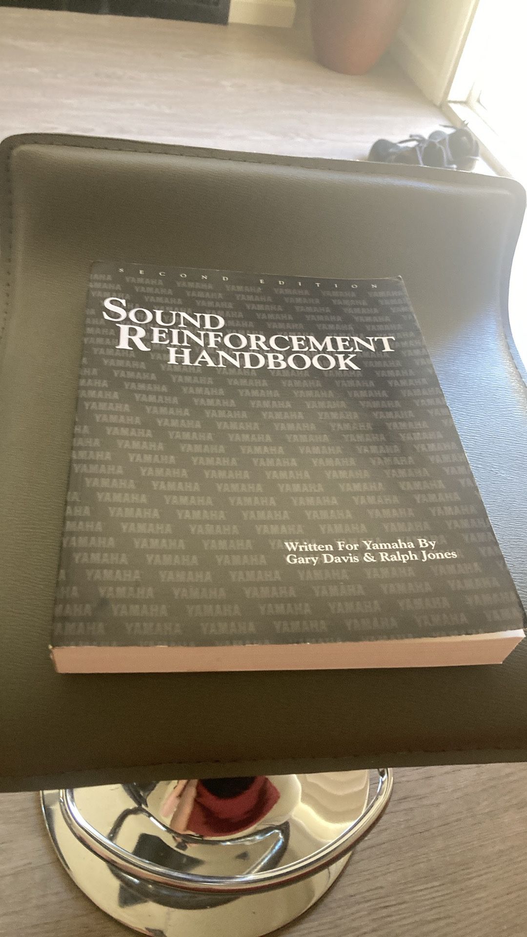 Sound Reinforcement Handbook