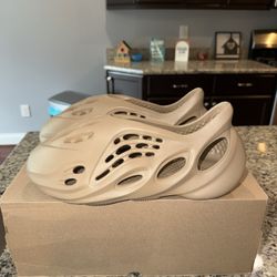 Size 13 Adidas Yeezy Foam Rnnr Mist SKU GV6774 Brand New 