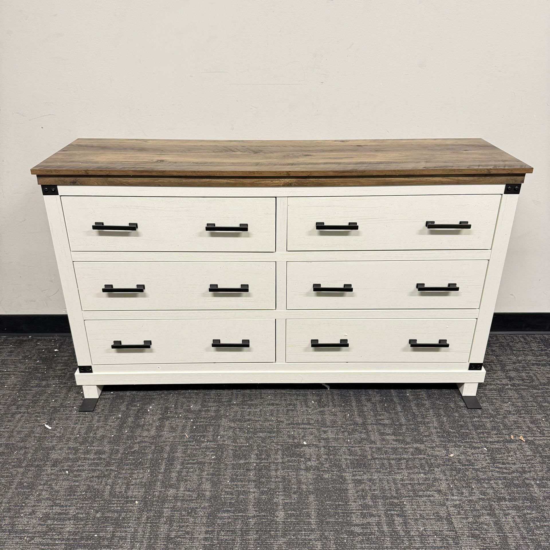 6 Drawers Dresser With Damage In The Front