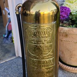 FOAMITE CRUSADER SMOTHERS FIRE EXTINGUISHER  BRASS 