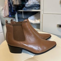 Women Brown Boots 