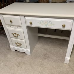 Young Child Or Teen Desk