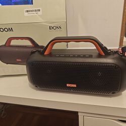 Doss Extreme  Boom Outdoor Speaker Bluetooth Wireless 