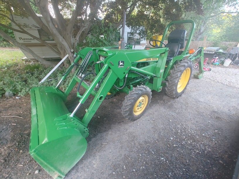 1988 John Deere 750 Tractor With Backhoe