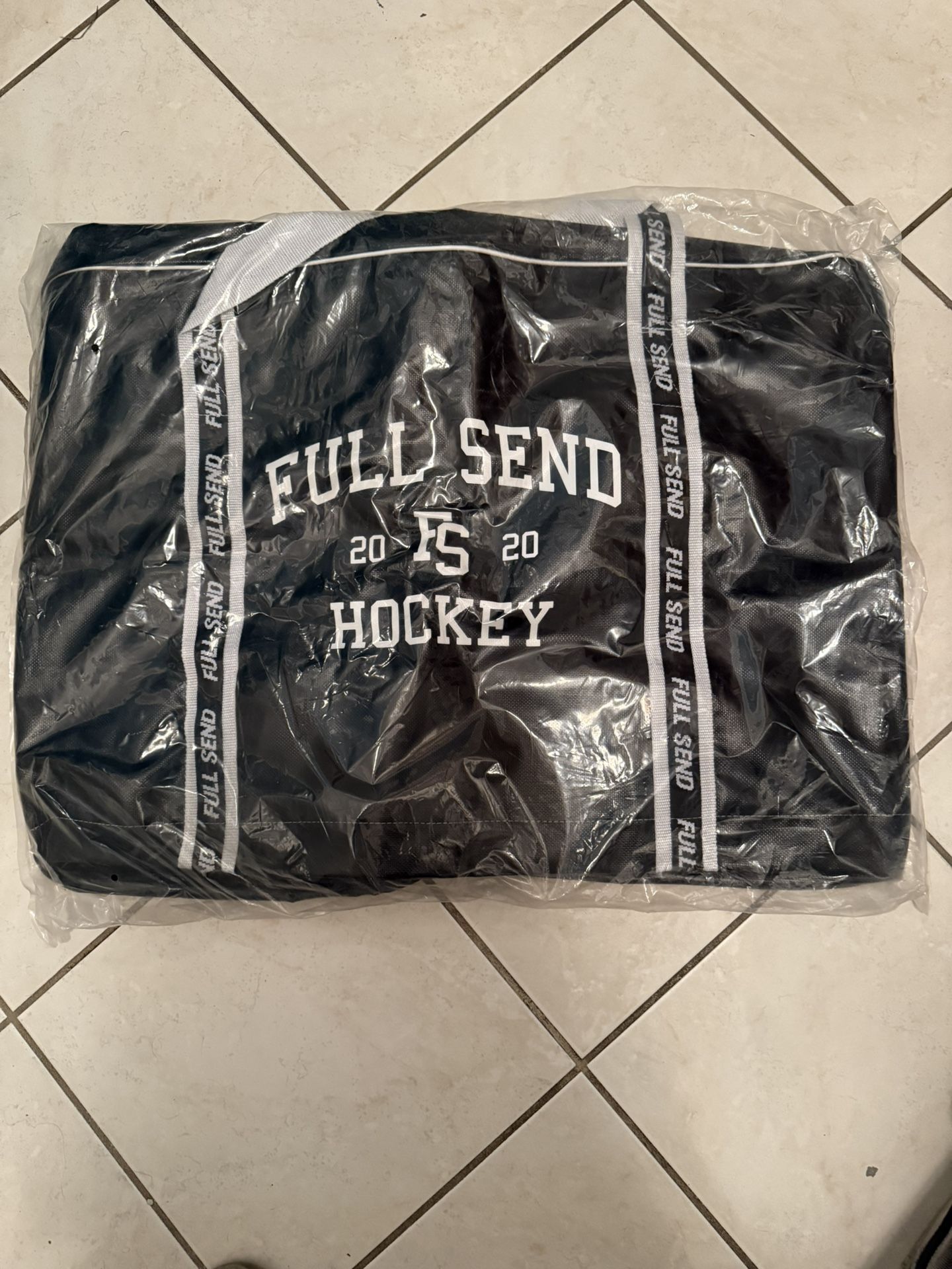FULL SEND HOCKEY BAG NELK BOYS