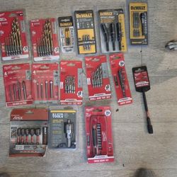 DRILL BITS Milwaukee Switch Blade Hole Saws Plus
Kobalt Assorted Milwaukee Dewalt Bosch And Makita Impact And Drill Bits tools plumbing, hvac , brand 