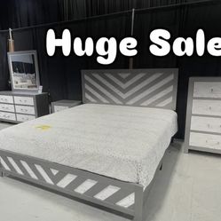Fantasy Dream Bedroom Set, now at the lowest price guaranteed! 