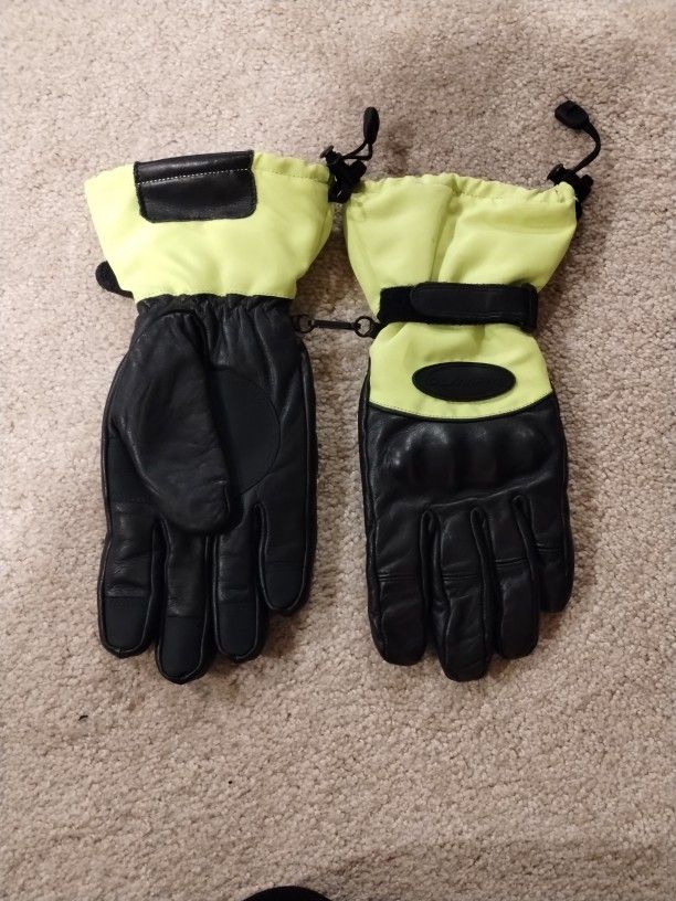 Motorcycle Gloves With Safety Knuckles