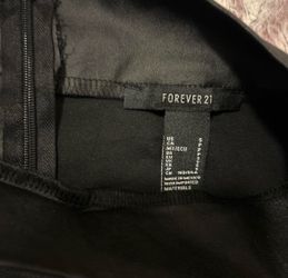 Forever 21 Black Clothing Item Size Small