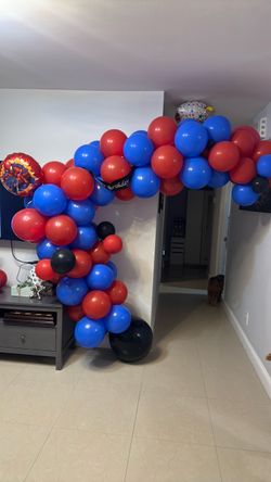 Free Spider-Man Birthday Balloon Garland Arch