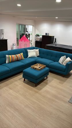 Sectional With Ottoman