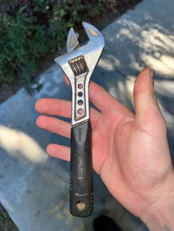 Alltrade 200mm Adjustable Wrench