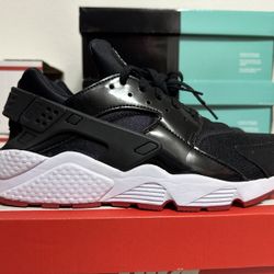 DS Nike Huarache Sz 9 Bred