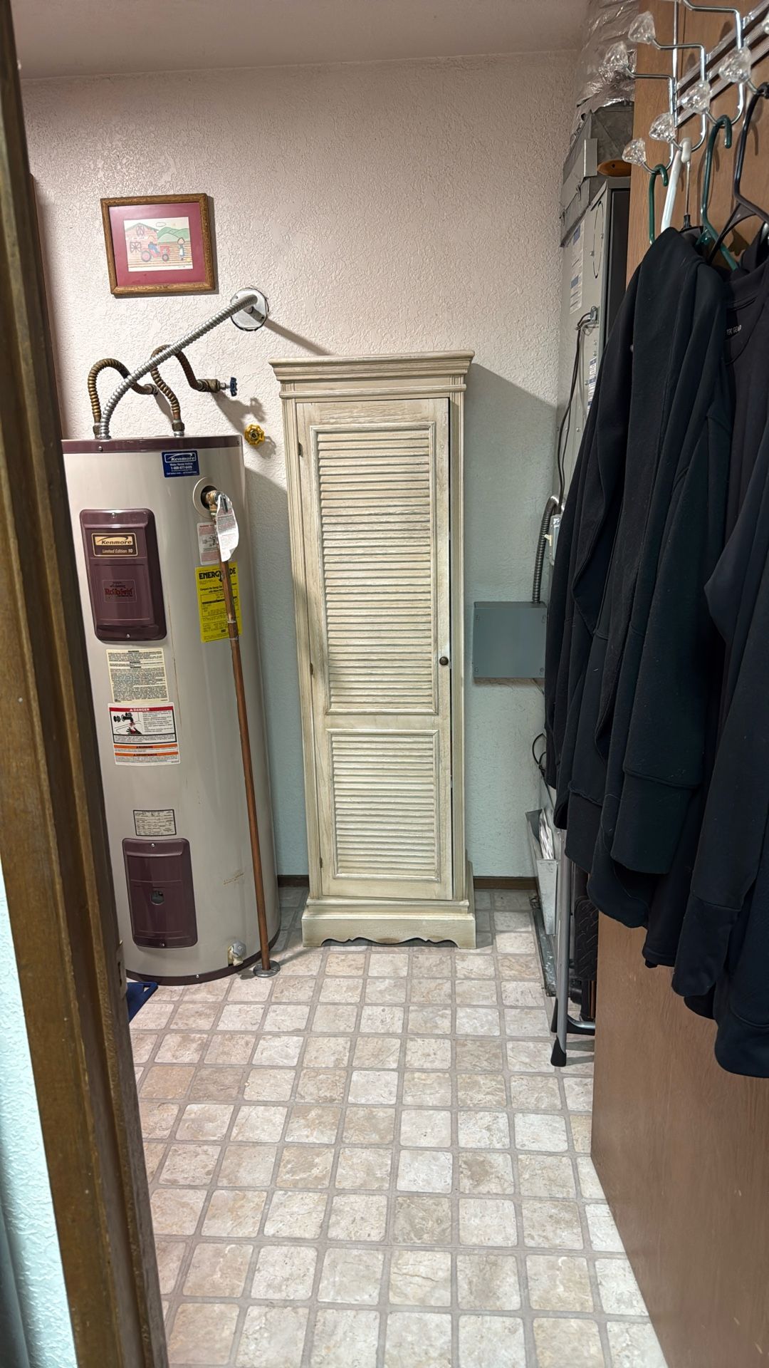 Pantry/shelf/cabinet 