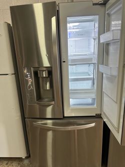 33 wide French door Refrigerator