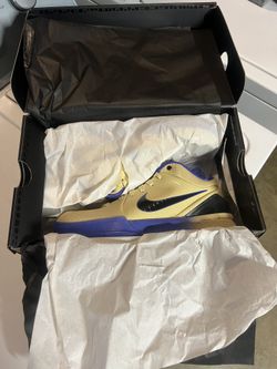 Kobe 4 Barcelona Size 7y