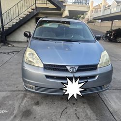 2004 Toyota Sienna