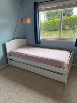 Twin trundle bed