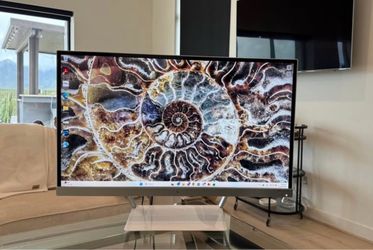 HP Monitor - 27 inch