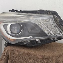 2014-2016 Mercedes-Benz Cla250/cla 45 Xenon Headlights  Hid