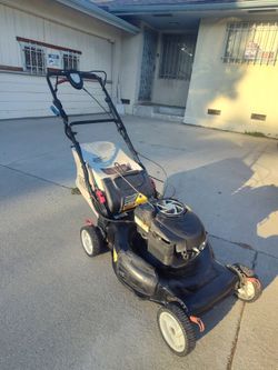 Craftsman Self propelled Mower w/Electric Start
