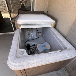 2 Person Hot Tub