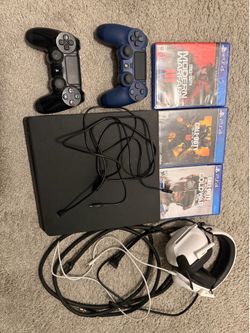 PS4 Slim 1TB gaming bundle with games, 2 controller and headset.