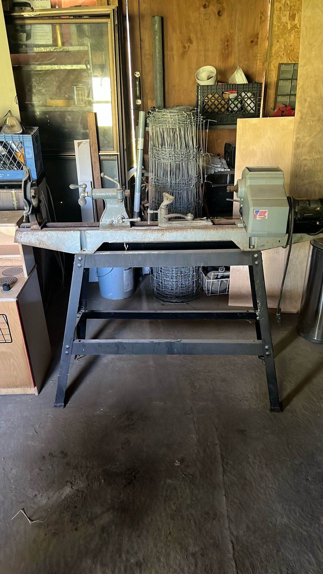 Delta wood lathe