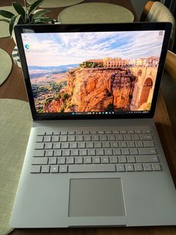 Microsoft Surface Book 2 Laptop
