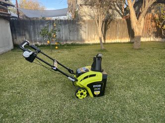 RYOBI Snow Blower
