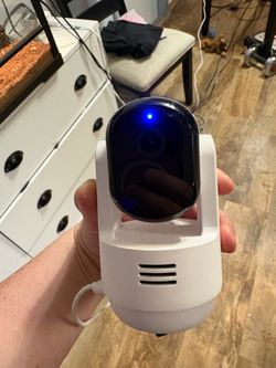 Arlo tilt camera
