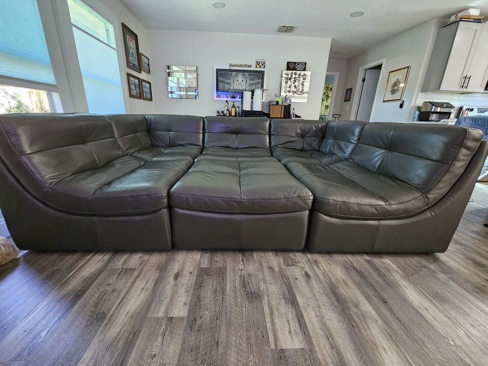 Leather Sectional Couch 