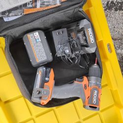 New Ridgid 18 Volt Lithium Cordless Drill With Two Batteries And One Charger